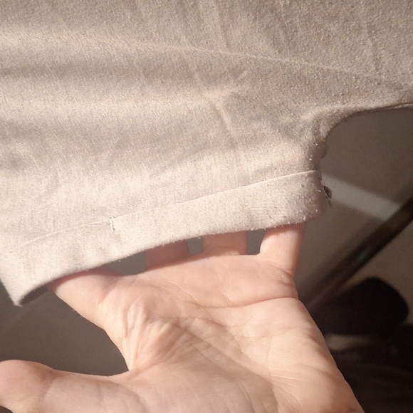 Cream T - Picture 4 of 4